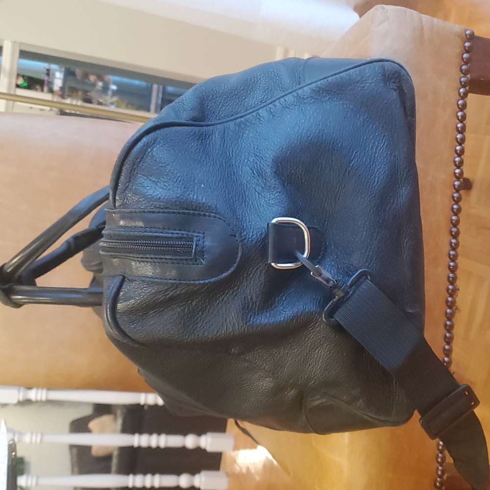 Vintage Roots Canadians Retro Duffel Pebbled Leather Travel Gym Weekender Bag - Picture 9 of 13
